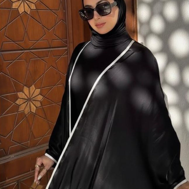 Black Shimmer Bisht